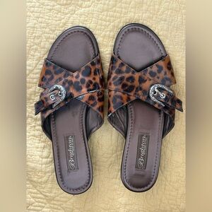 Brighton Brighton Leopard Print Slide Sandals 6